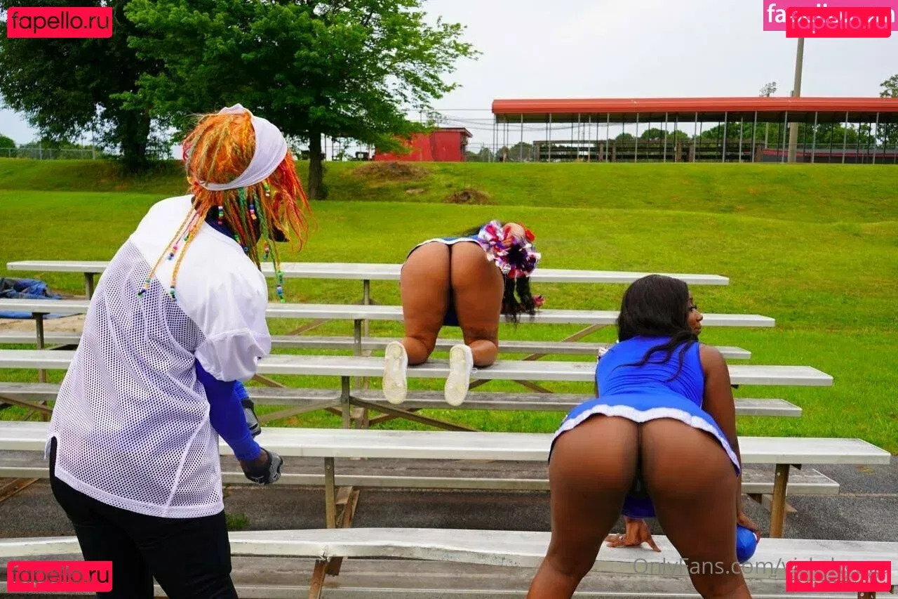 vickyhyuga Onlyfans Photo Gallery 