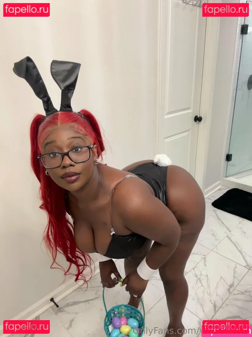 vickyhyuga Onlyfans Photo Gallery 