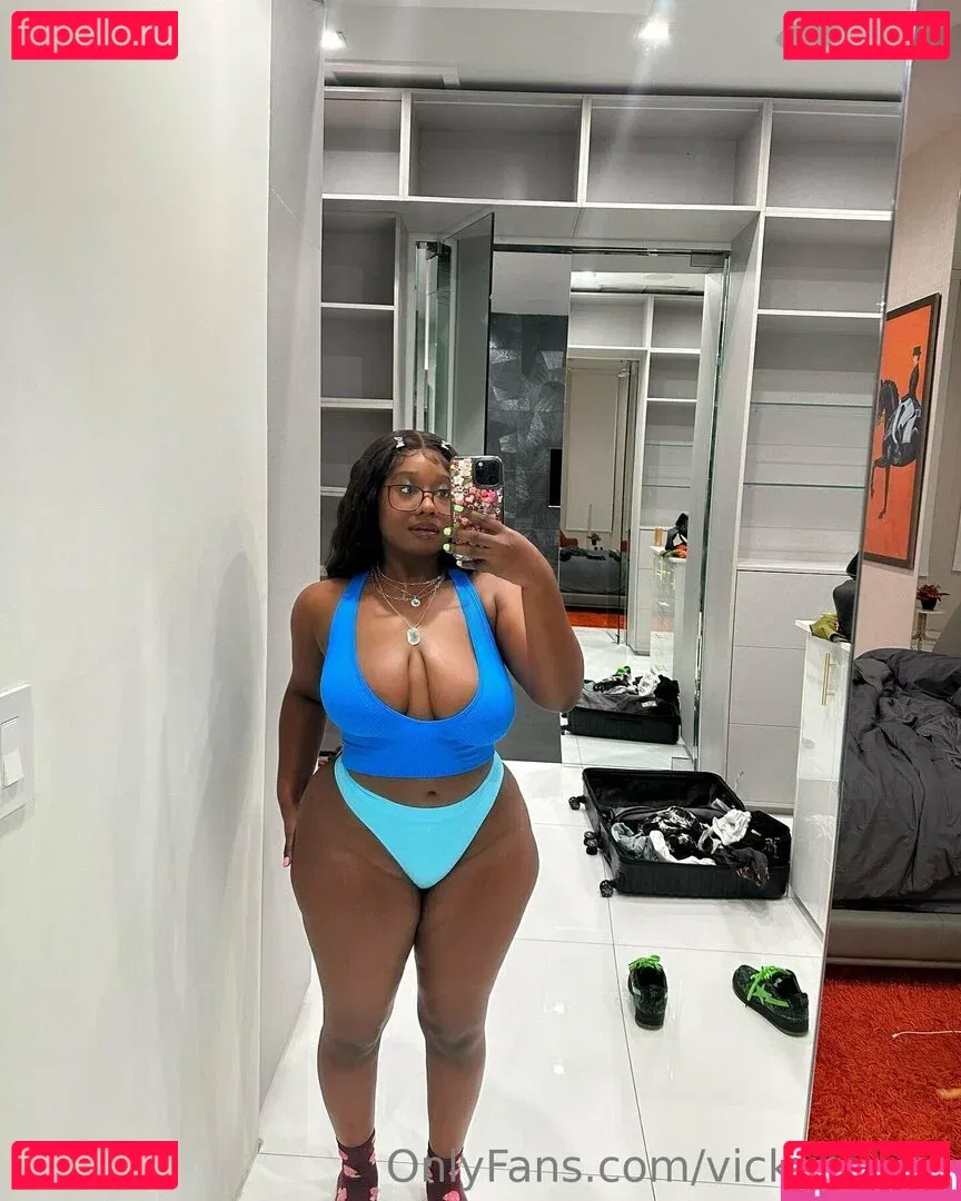 vickyhyuga Onlyfans Photo Gallery 