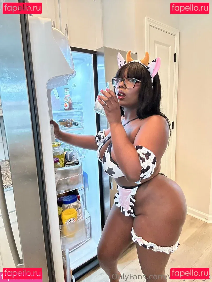 vickyhyuga Onlyfans Photo Gallery 