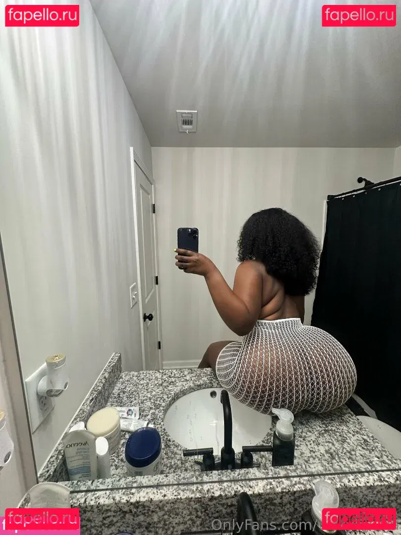 vickyhyuga Onlyfans Photo Gallery 