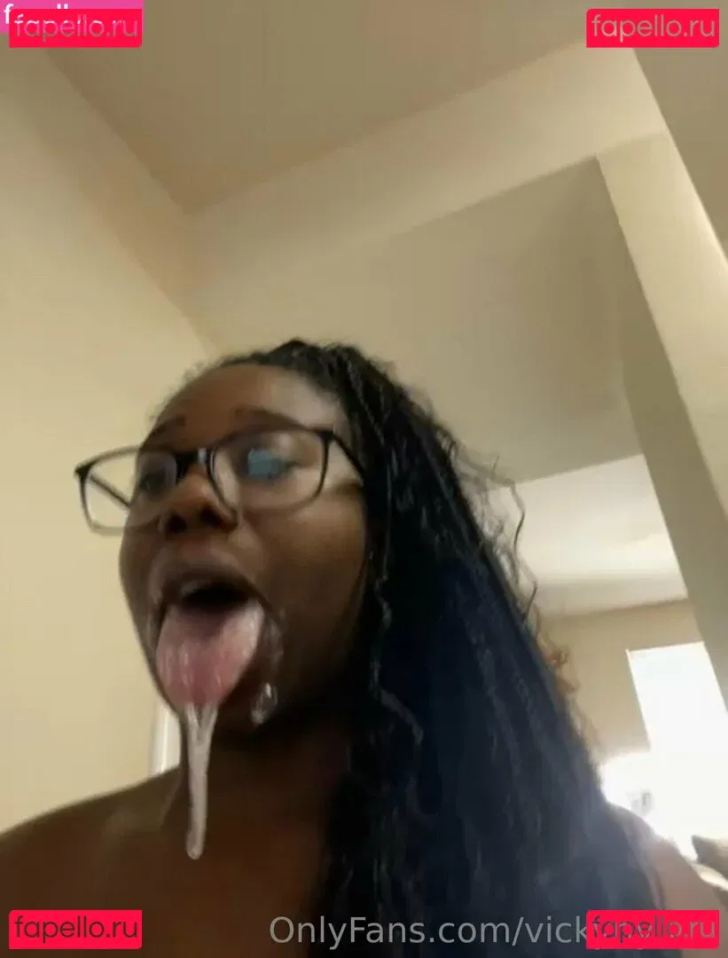 vickyhyuga Onlyfans Photo Gallery 