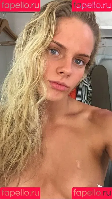 oliviaabonn Onlyfans Photo Gallery 