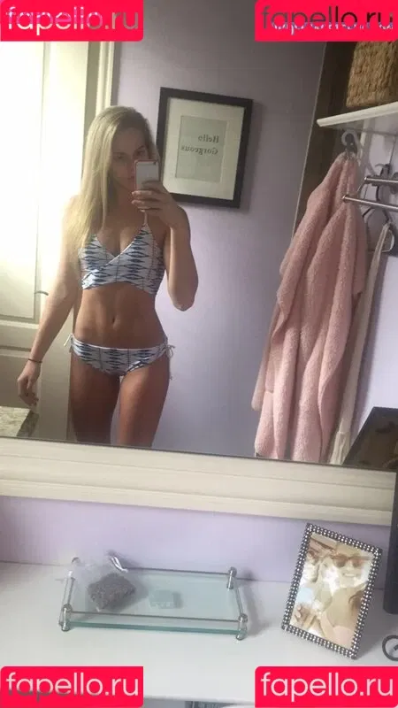 oliviaabonn Onlyfans Photo Gallery 