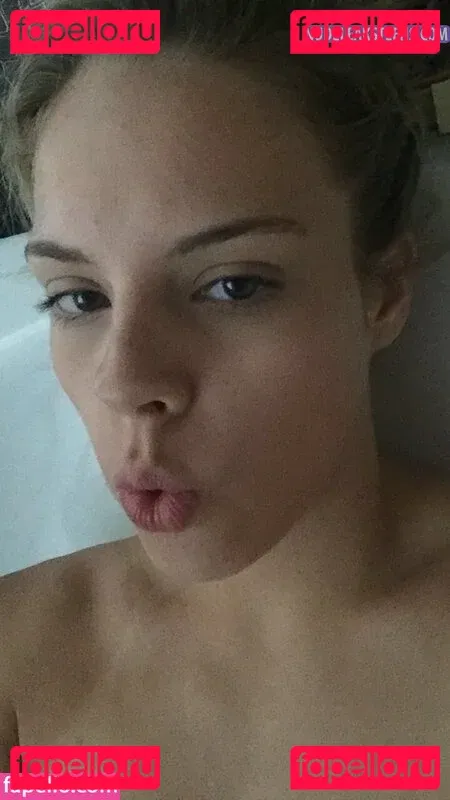 oliviaabonn Onlyfans Photo Gallery 