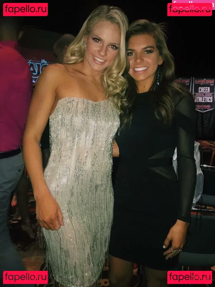 oliviaabonn Onlyfans Photo Gallery 