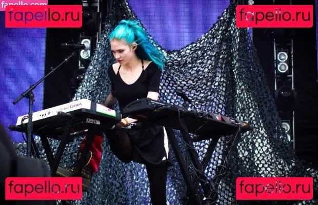 Grimes Onlyfans Photo Gallery 