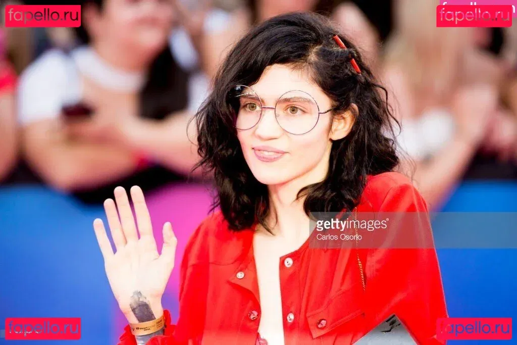 Grimes Onlyfans Photo Gallery 