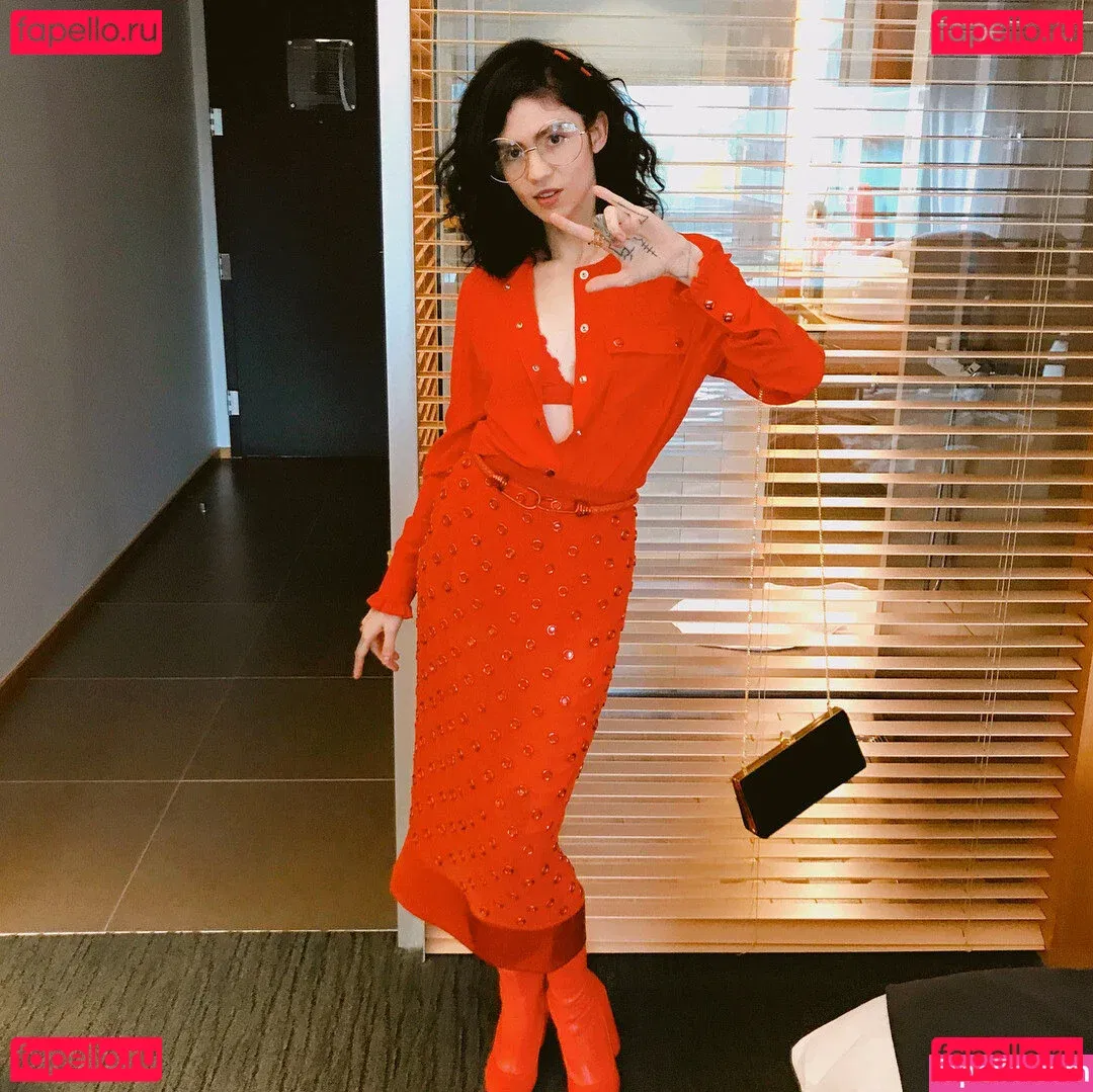 Grimes Onlyfans Photo Gallery 