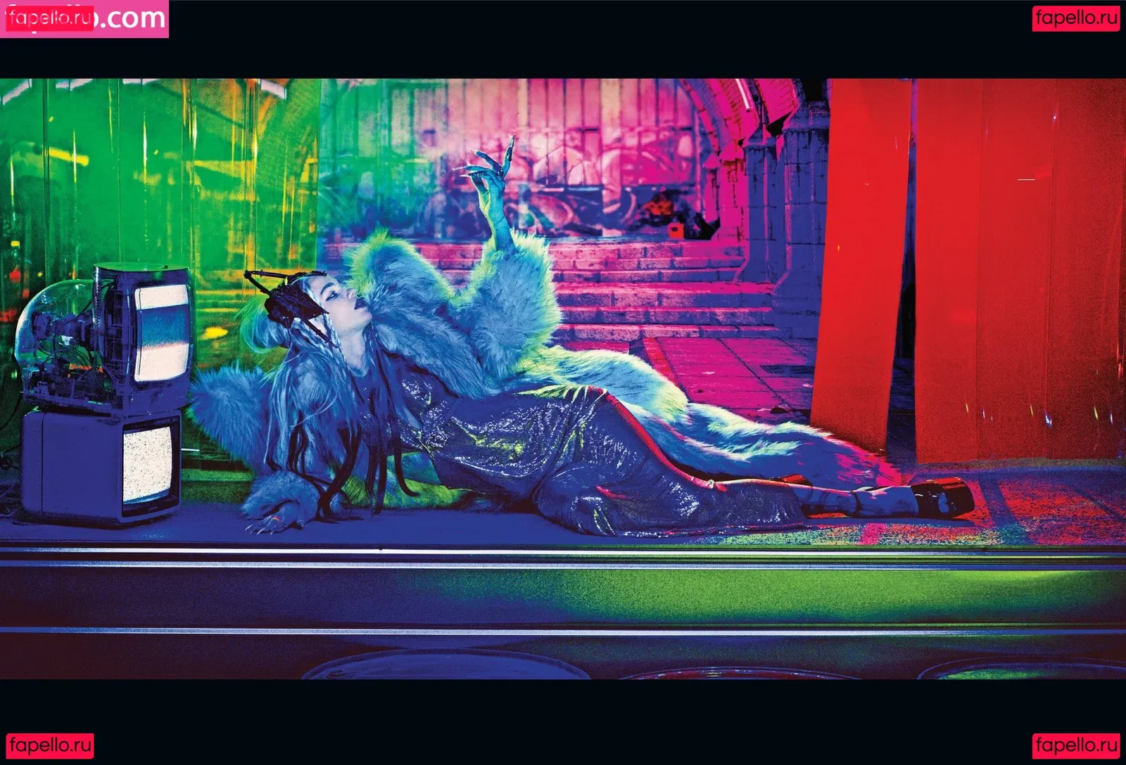 Grimes Onlyfans Photo Gallery 