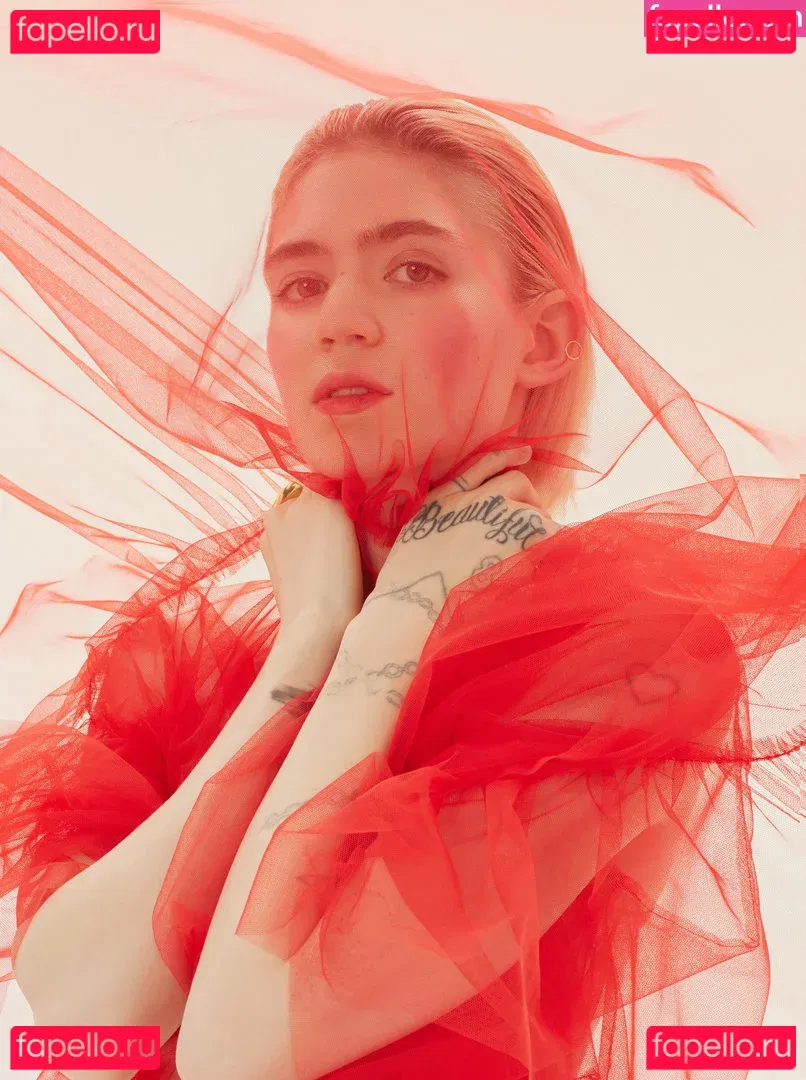 Grimes Onlyfans Photo Gallery 