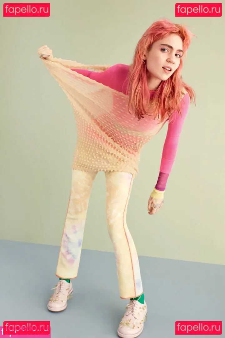 Grimes Onlyfans Photo Gallery 