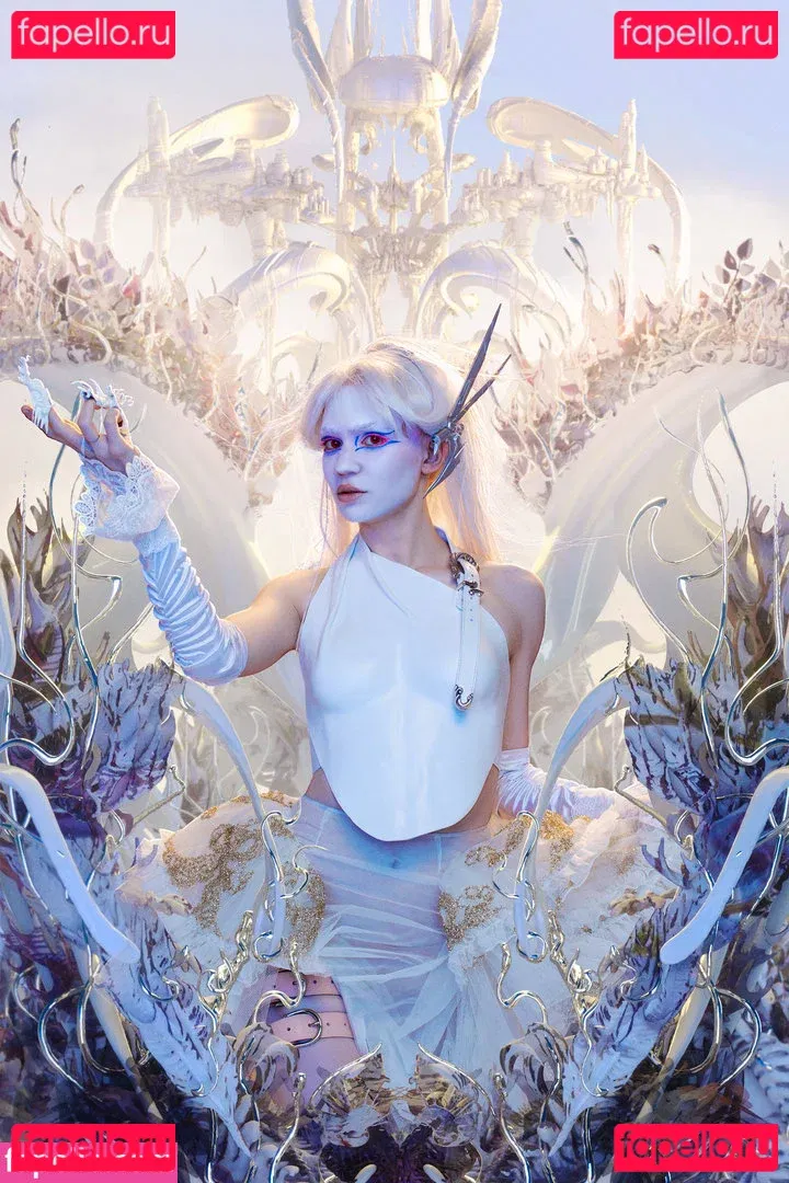 Grimes Onlyfans Photo Gallery 