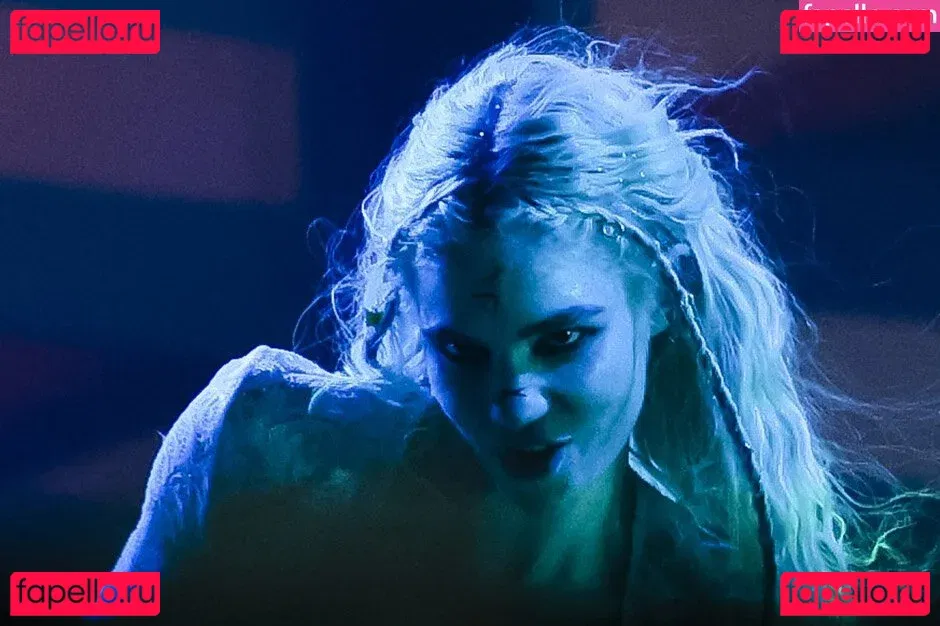 Grimes Onlyfans Photo Gallery 