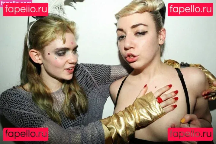 Grimes Onlyfans Photo Gallery 