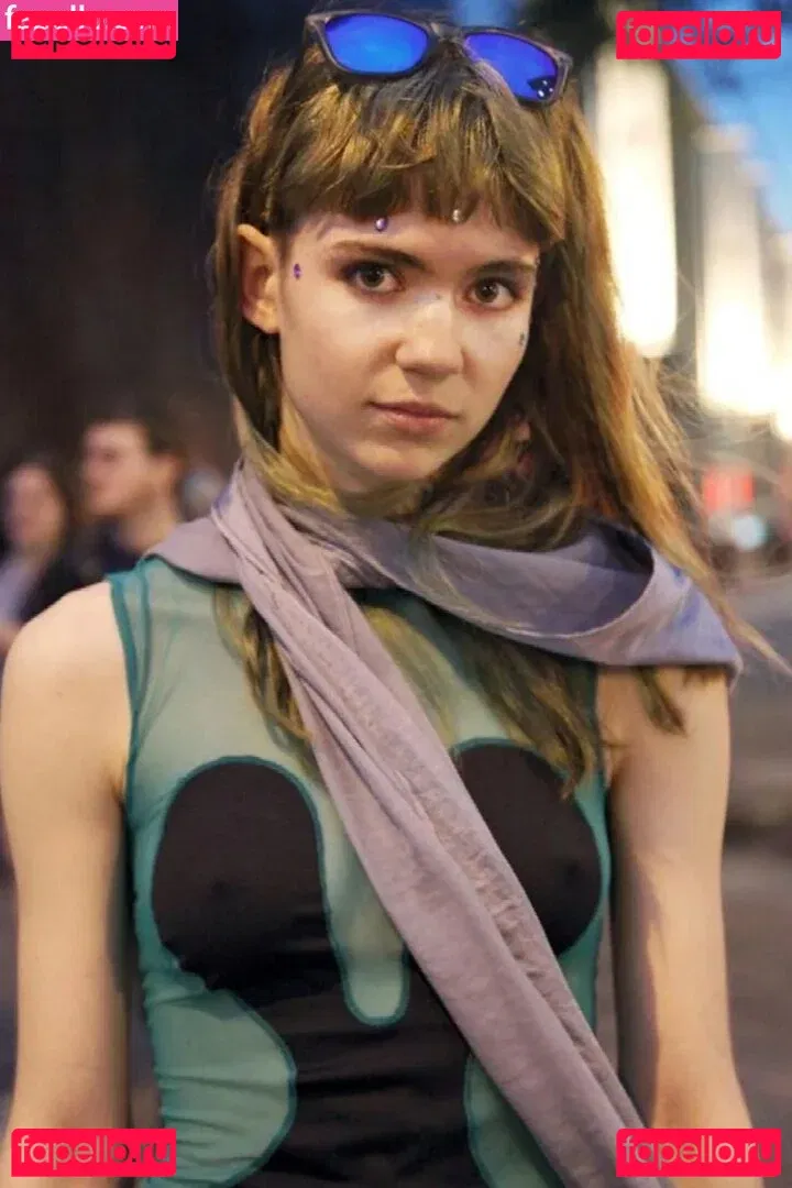 Grimes Onlyfans Photo Gallery 