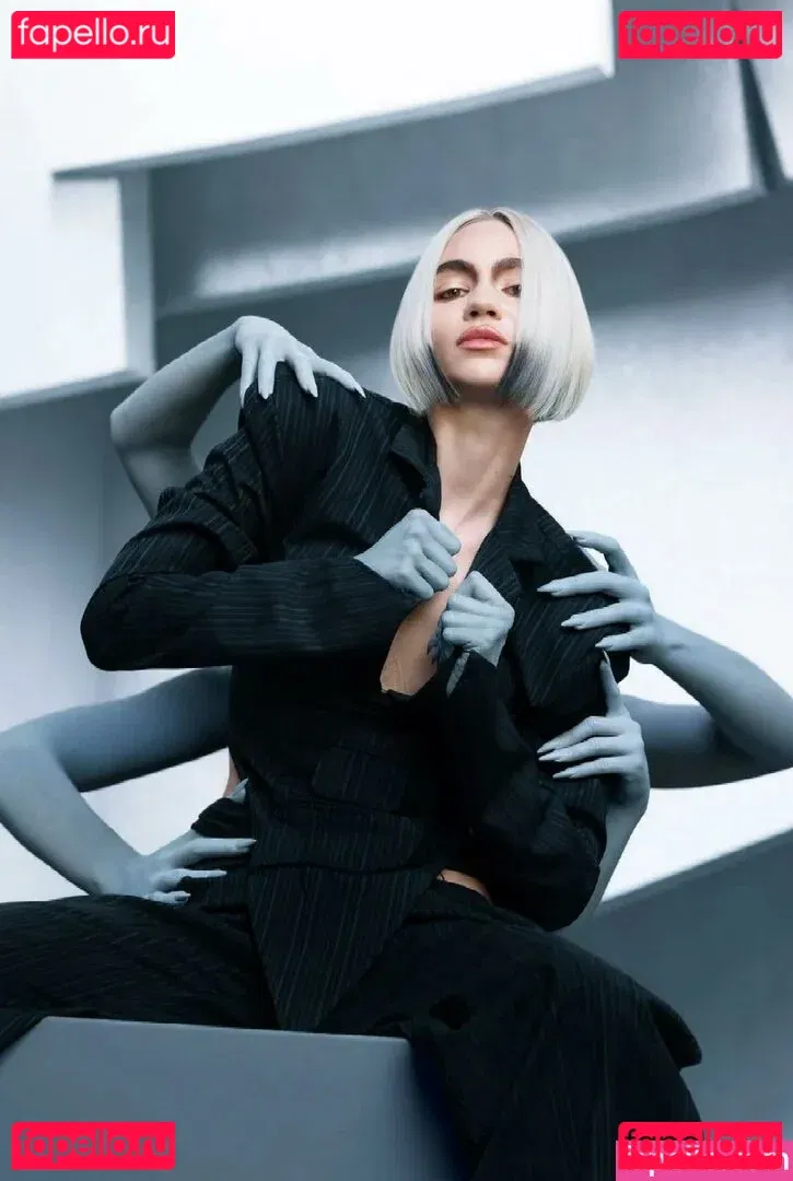 Grimes Onlyfans Photo Gallery 