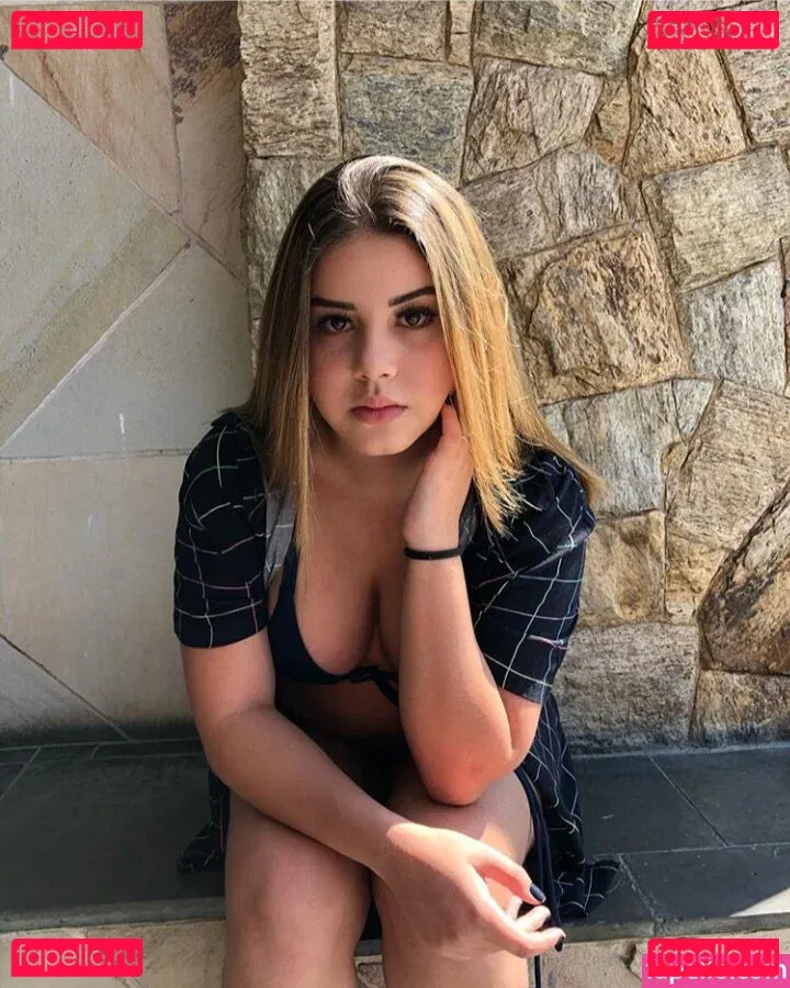 Mi.aandradee Onlyfans Photo Gallery 