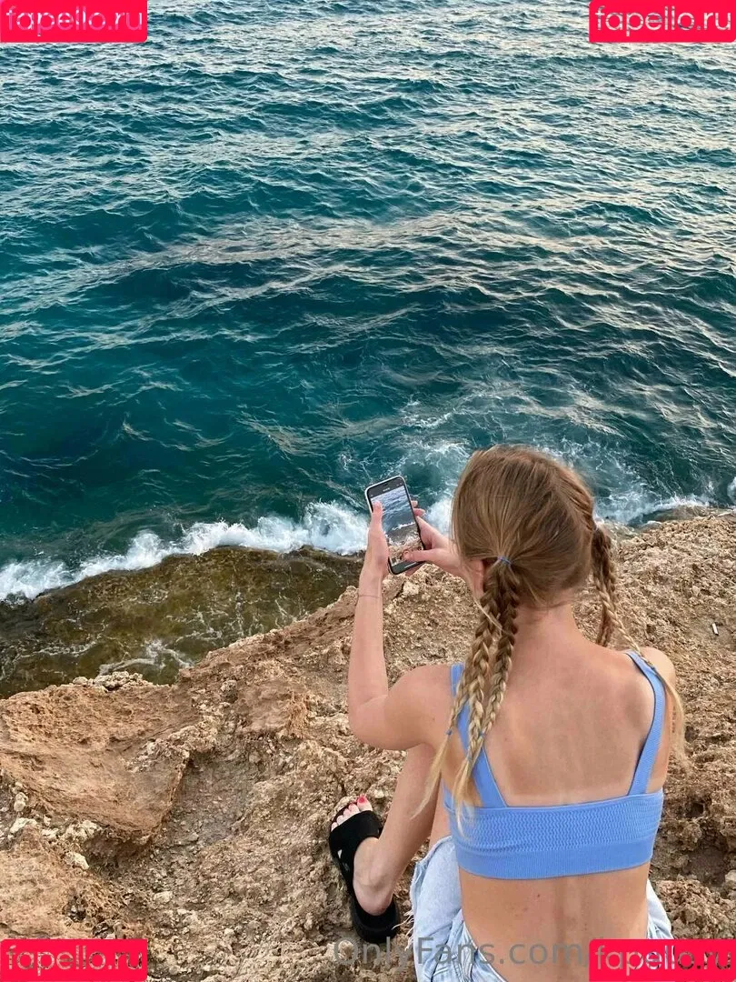 kpuusy Onlyfans Photo Gallery 