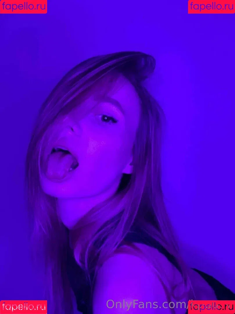 kpuusy Onlyfans Photo Gallery 