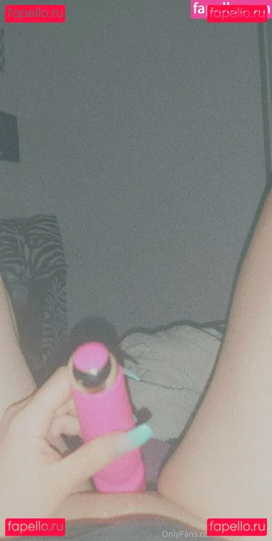 serenitysapphire808 Onlyfans Photo Gallery 