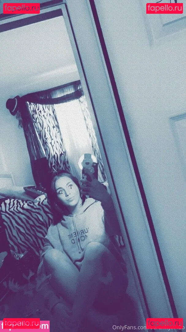 serenitysapphire808 Onlyfans Photo Gallery 