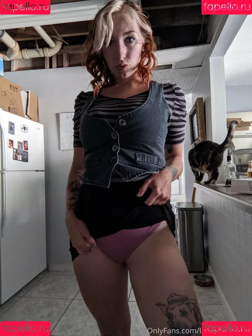 thepigeonbrat Onlyfans Photo Gallery 