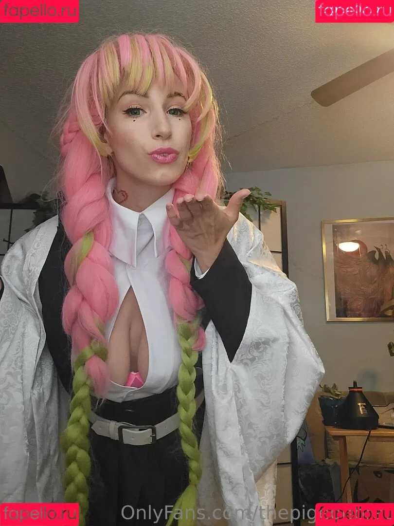 thepigeonbrat Onlyfans Photo Gallery 