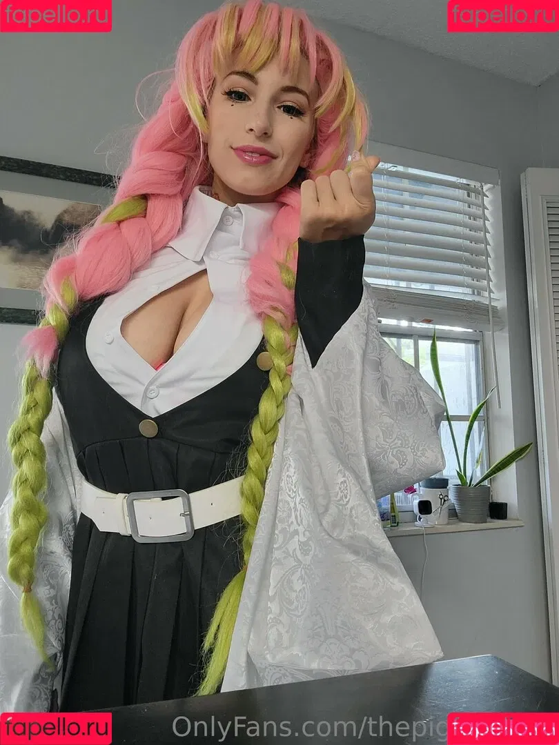 thepigeonbrat Onlyfans Photo Gallery 