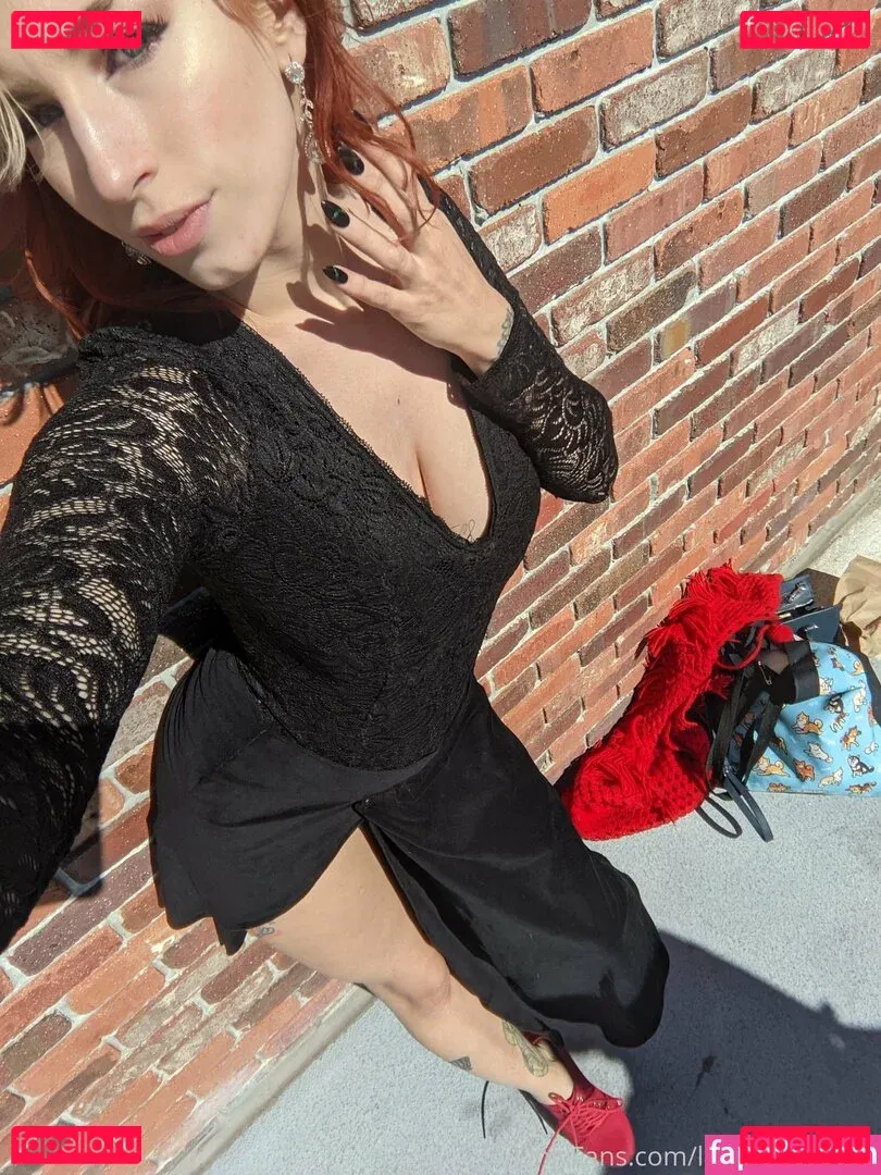 thepigeonbrat Onlyfans Photo Gallery 