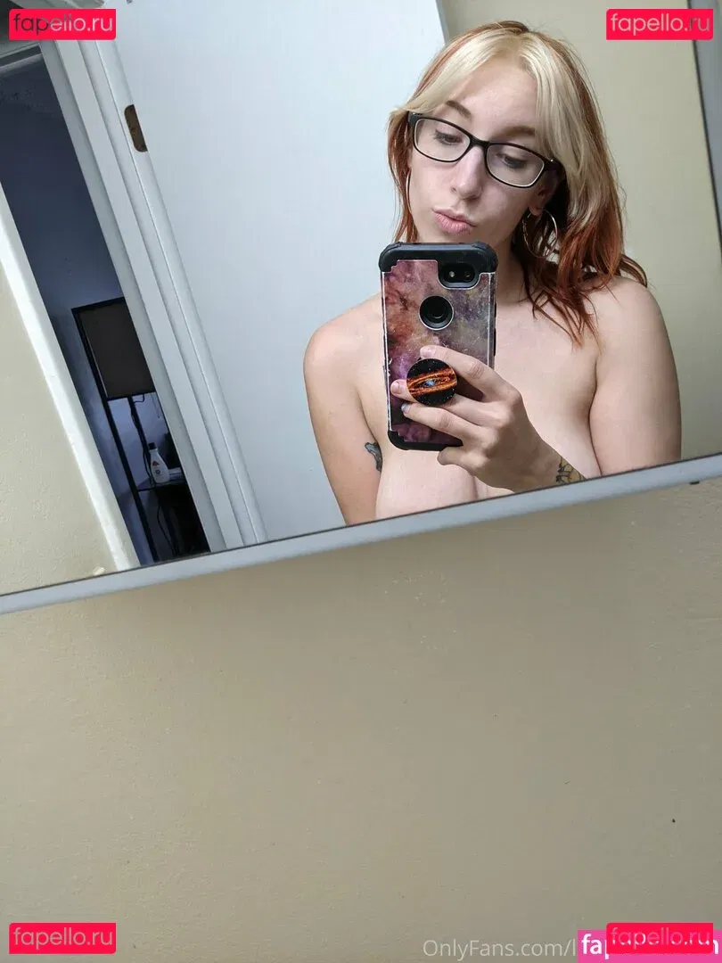 thepigeonbrat Onlyfans Photo Gallery 