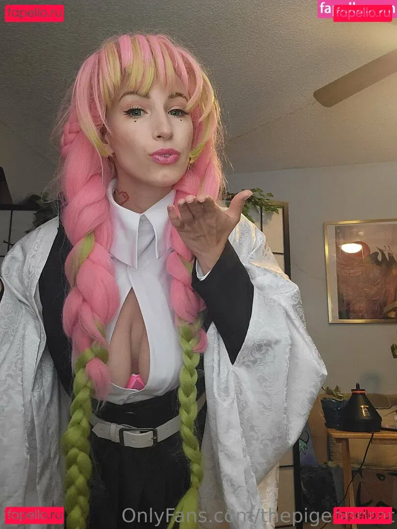 thepigeonbrat Onlyfans Photo Gallery 