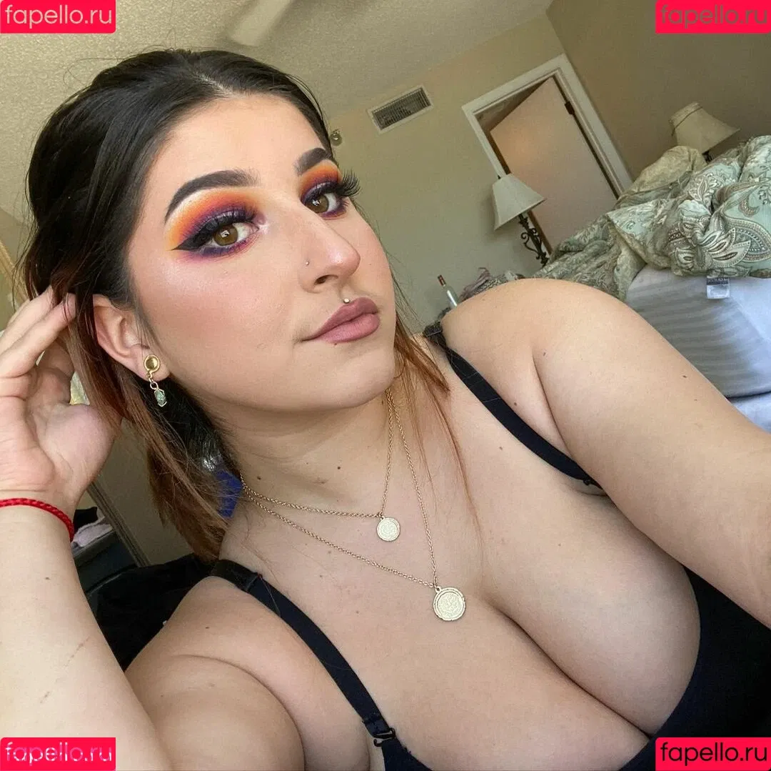 Zucchini Onlyfans Photo Gallery 