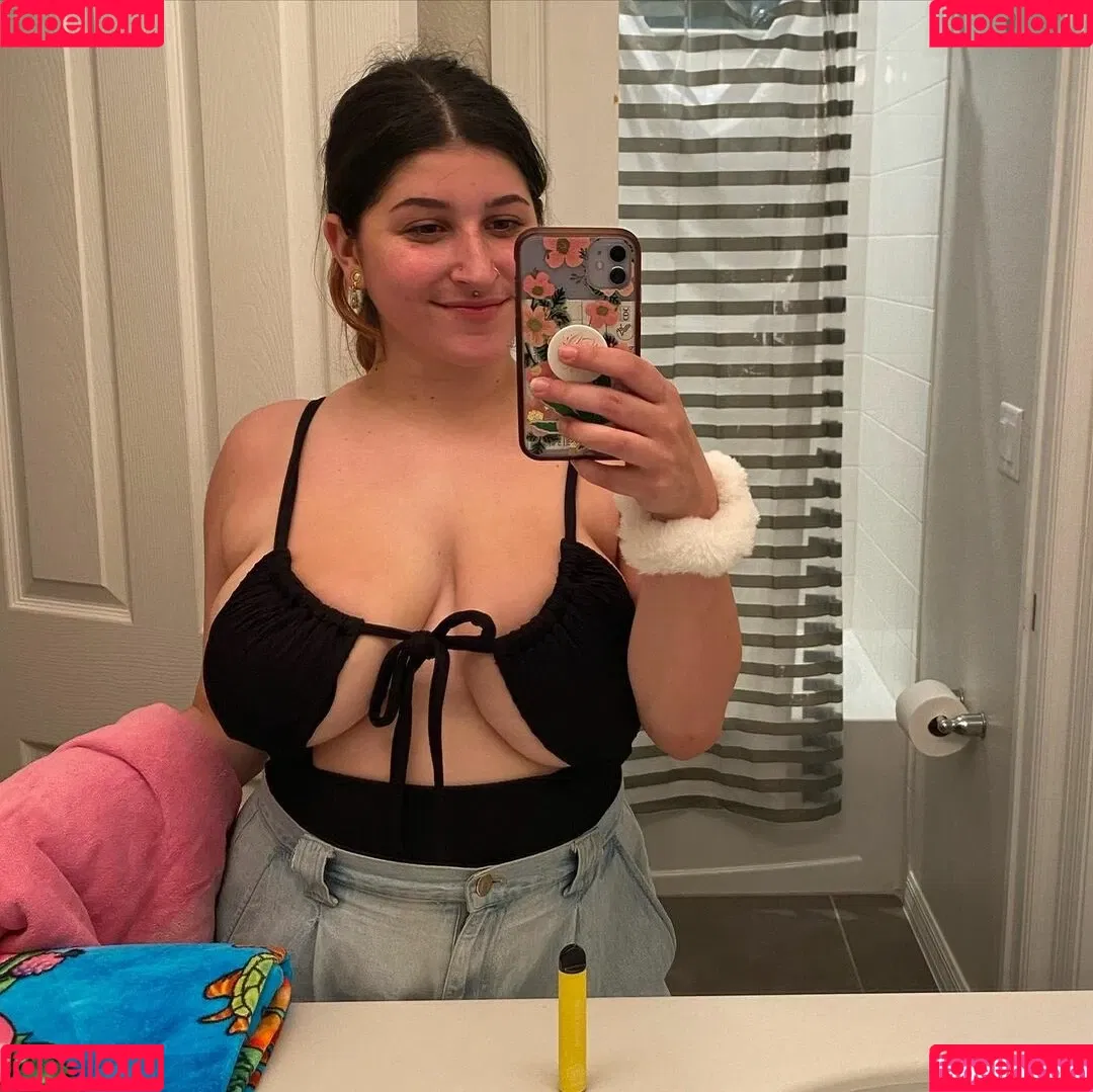 Zucchini Onlyfans Photo Gallery 
