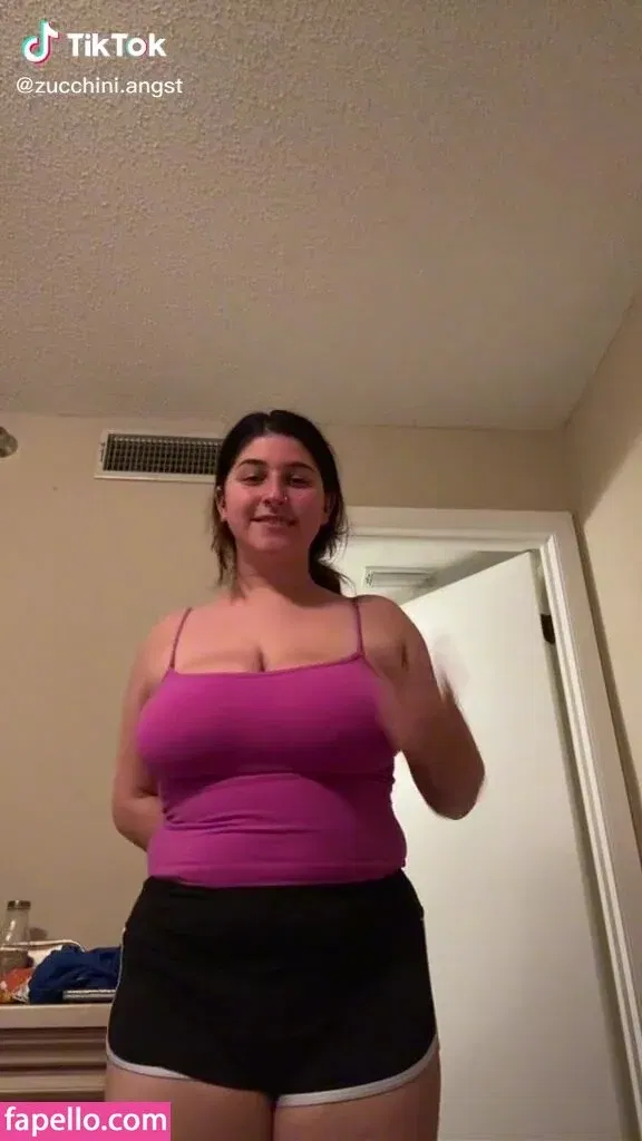 Zucchini Onlyfans Photo Gallery 