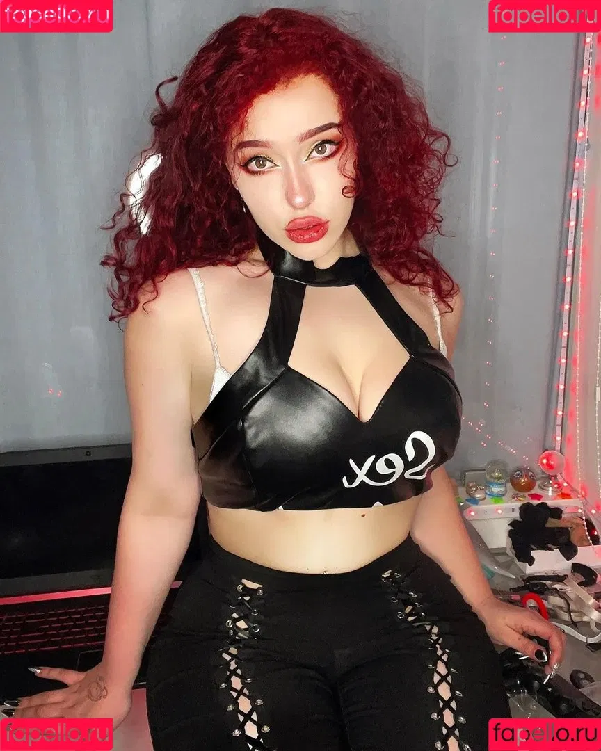 hana.cos Onlyfans Photo Gallery 