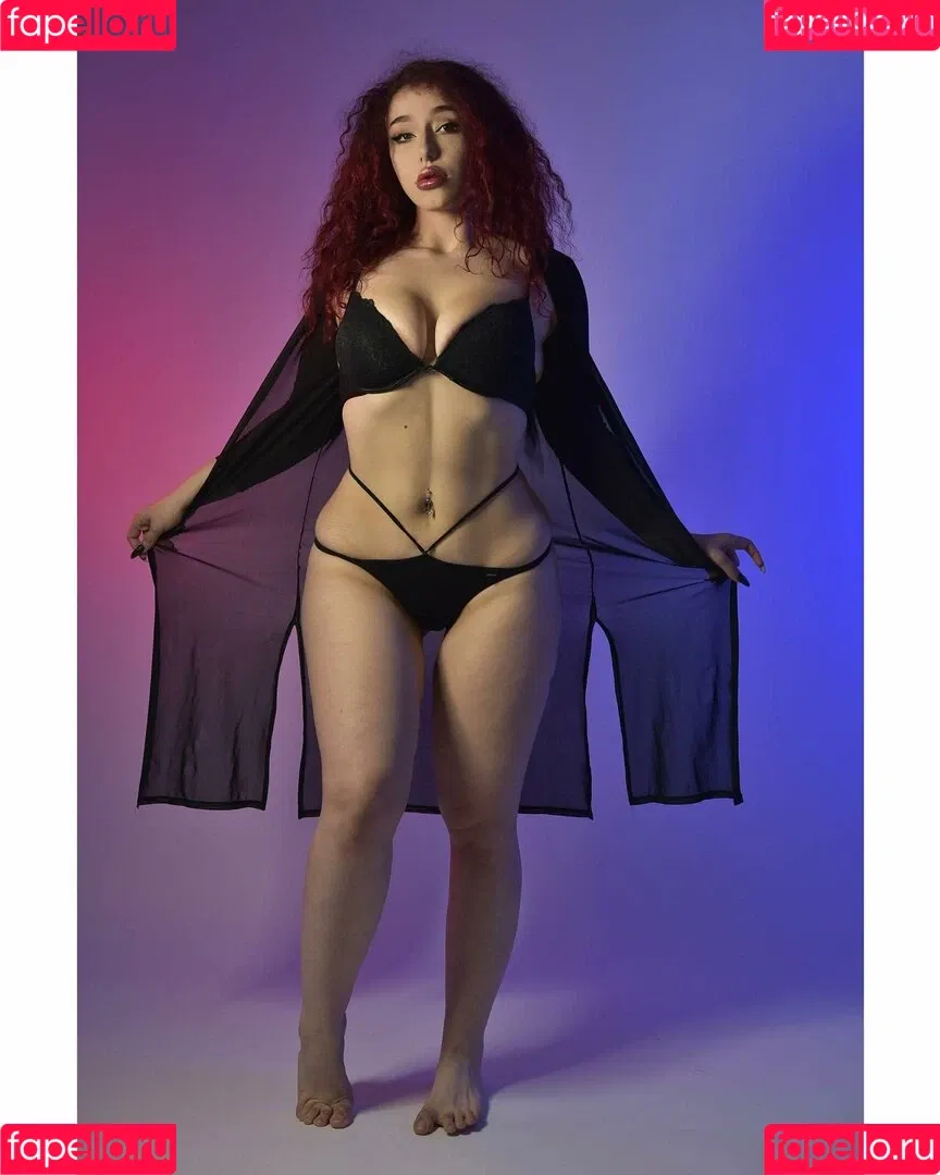 hana.cos Onlyfans Photo Gallery 