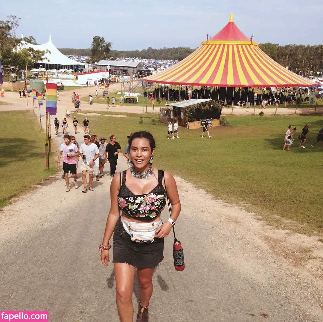 Lotti Loka Onlyfans Photo Gallery 