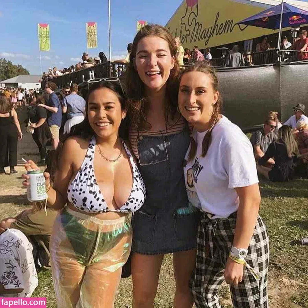 Lotti Loka Onlyfans Photo Gallery 