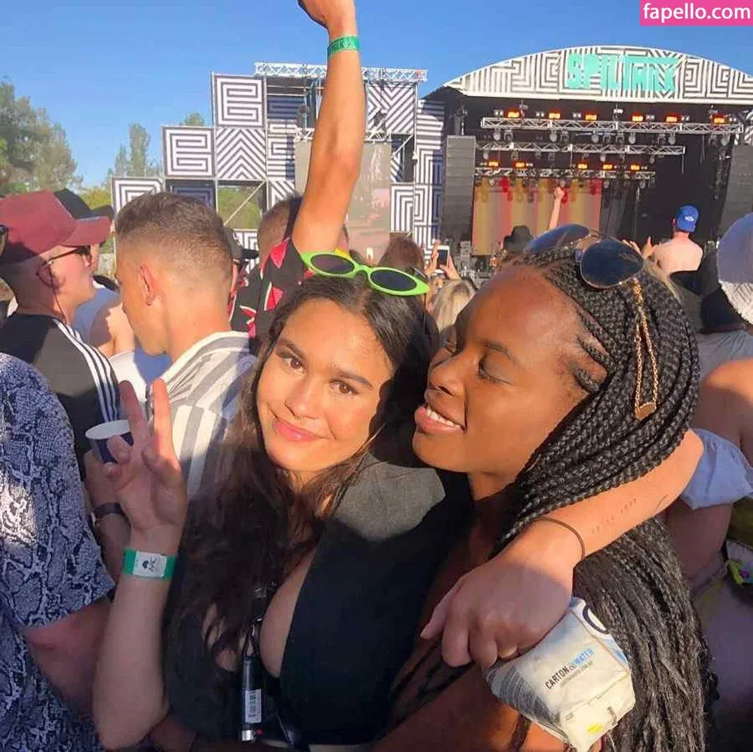 Lotti Loka Onlyfans Photo Gallery 