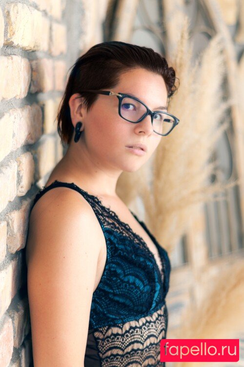 Lotti Loka Onlyfans Photo Gallery 