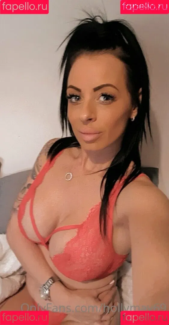 hollymay69 Onlyfans Photo Gallery 