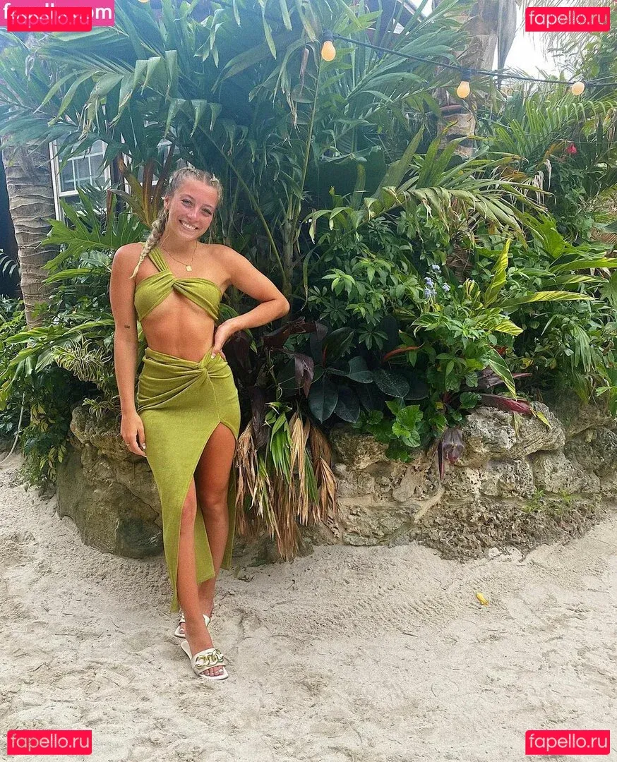 Kamryn Bedore Onlyfans Photo Gallery 