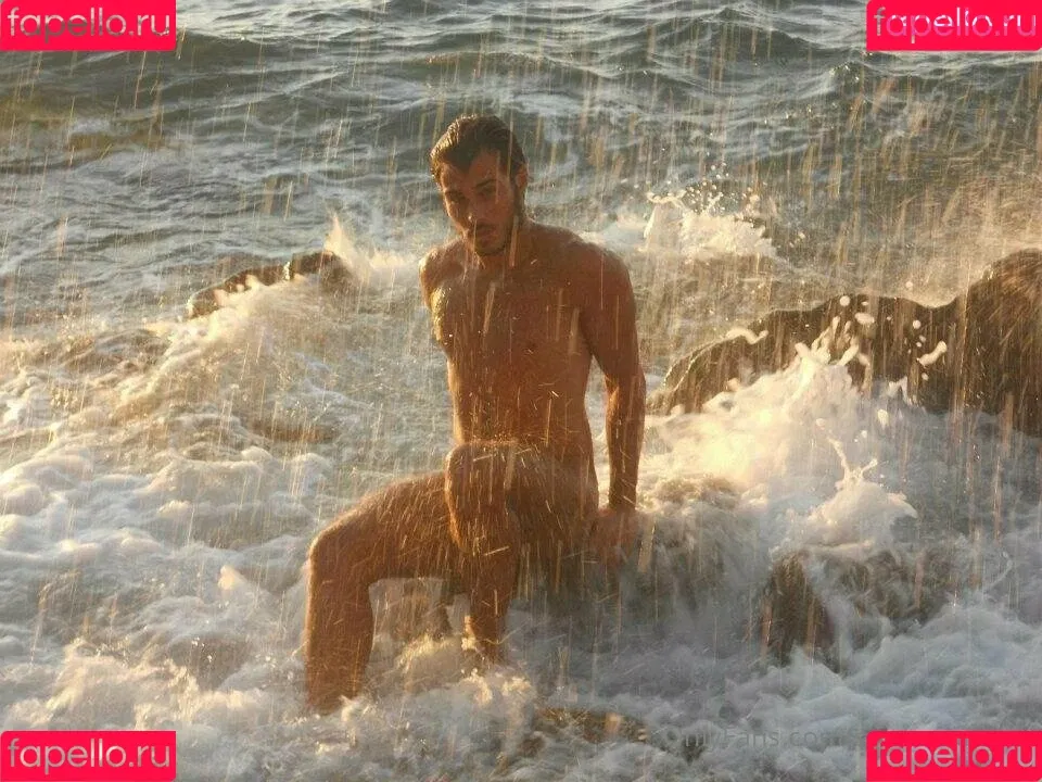 simoneamato Onlyfans Photo Gallery 