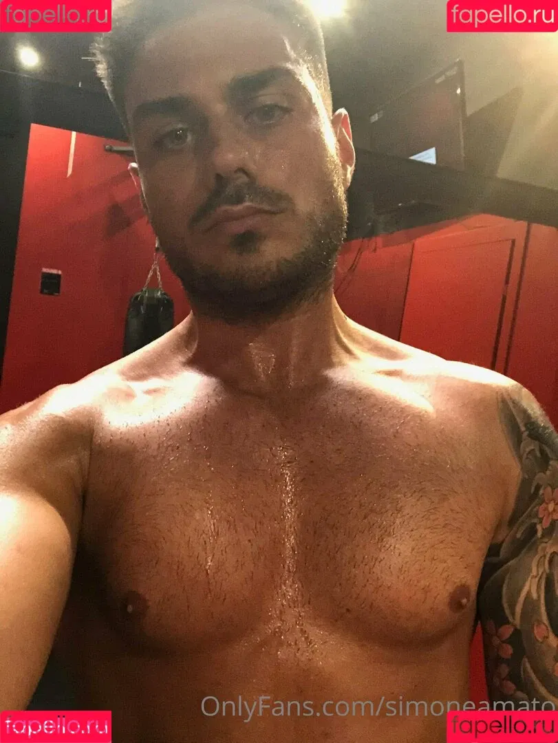 simoneamato Onlyfans Photo Gallery 