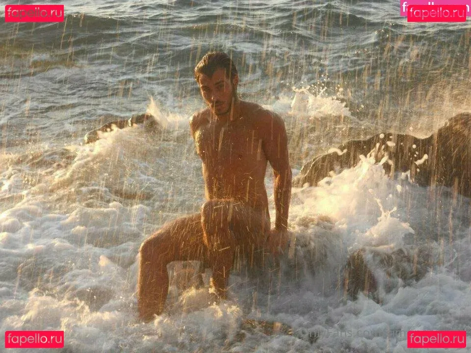 simoneamato Onlyfans Photo Gallery 