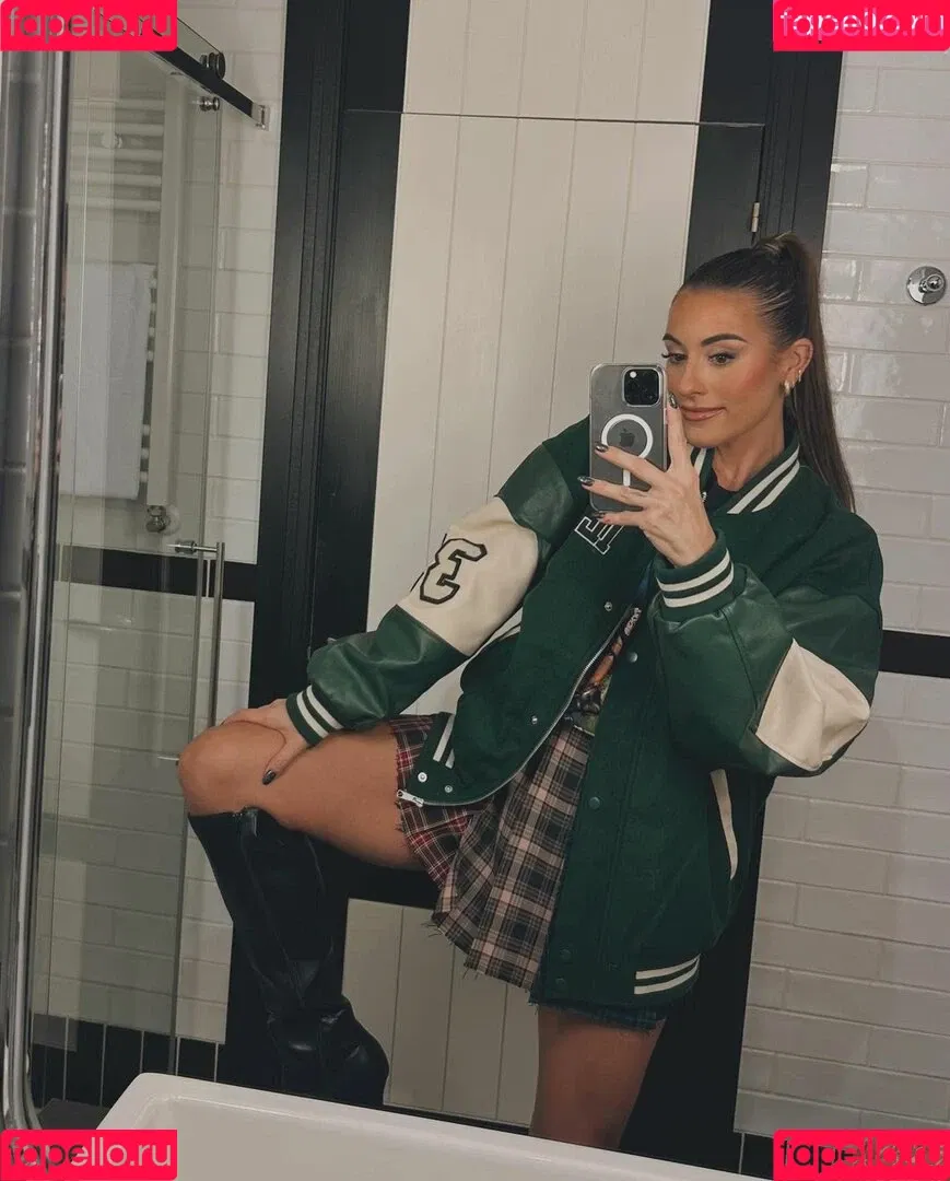 paulagonu Onlyfans Photo Gallery 
