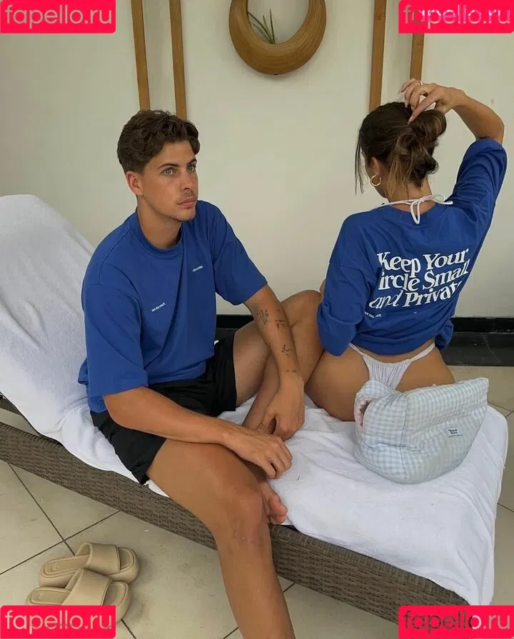 paulagonu Onlyfans Photo Gallery 