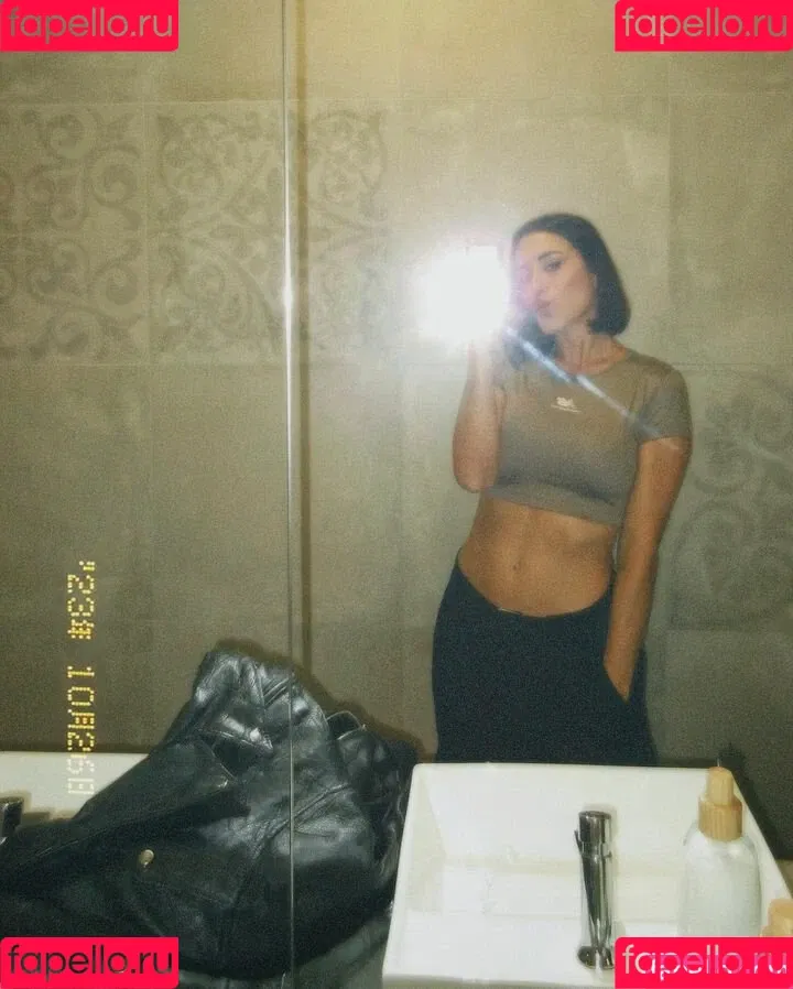 paulagonu Onlyfans Photo Gallery 
