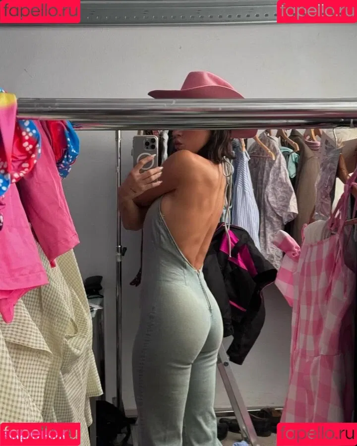 paulagonu Onlyfans Photo Gallery 